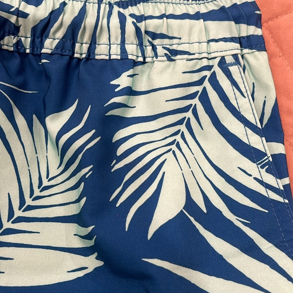 BLUE CROWN Blue Fronds Mens 7" Swim Shorts/NWT/S - Picture 10 of 16
